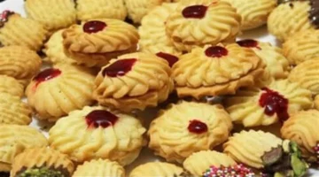 طريقة تحضير بيتي فور وغريبة العيد بقوام يذوب في الفم بأقل التكاليف